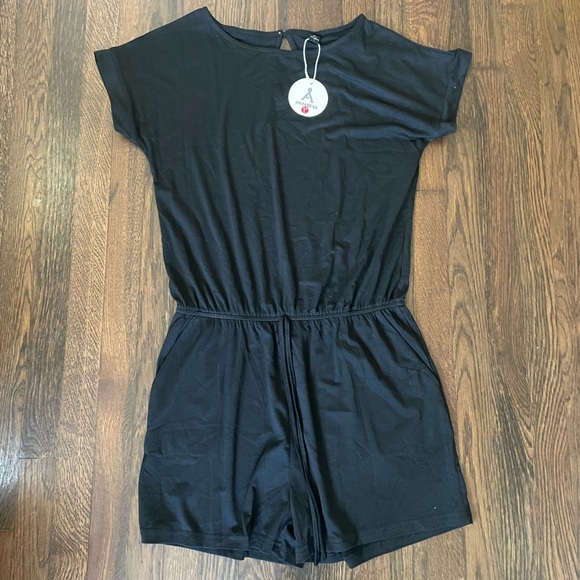 Amazon Pants - Amazon black romper